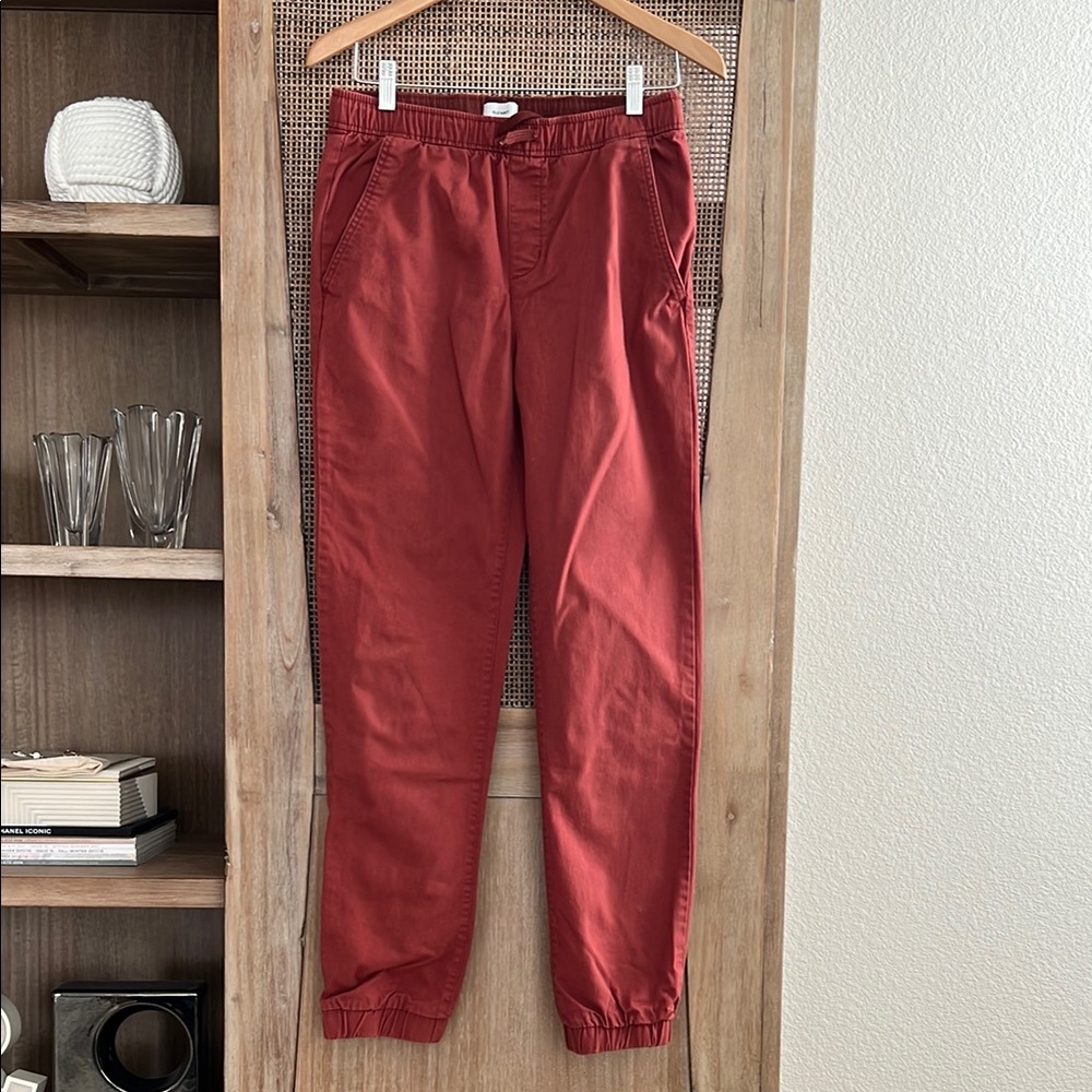 📫 BUY 2 for $20📫 Old Navy Built-In Flex Twill Jogger Pants for Boys Rust color